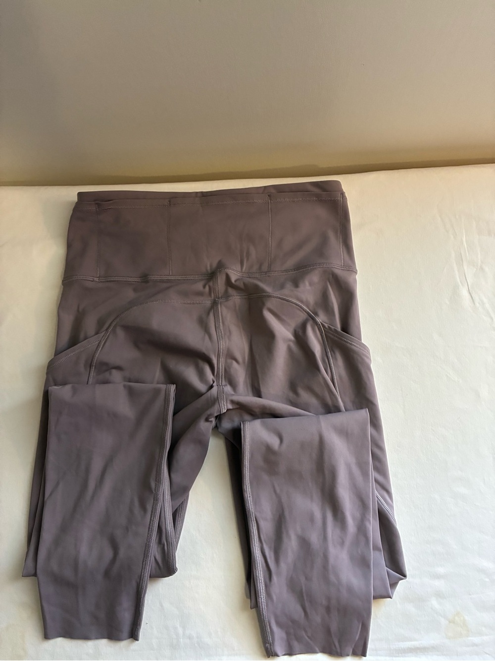 Lululemon Fast & Free High Rise Tight - Picture 4 of 7